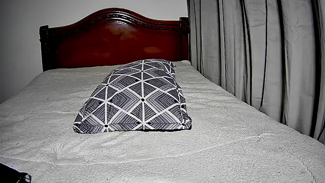 Nickiki-666 Pertunjukan Webcam