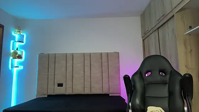 CHRIS_MORGAN1's Live XXX Chat