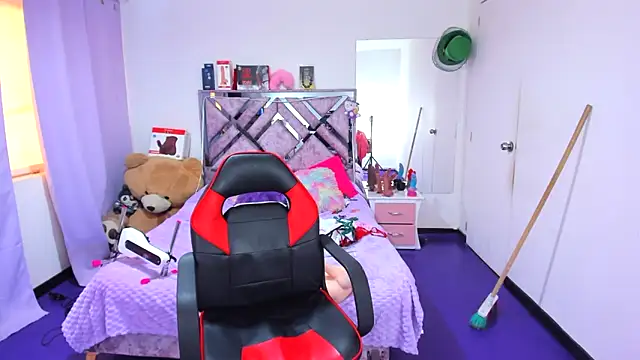 Luna_Analya Chat XXX in diretta