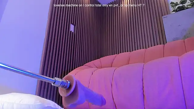 Ada_johansenn's Webcam Show