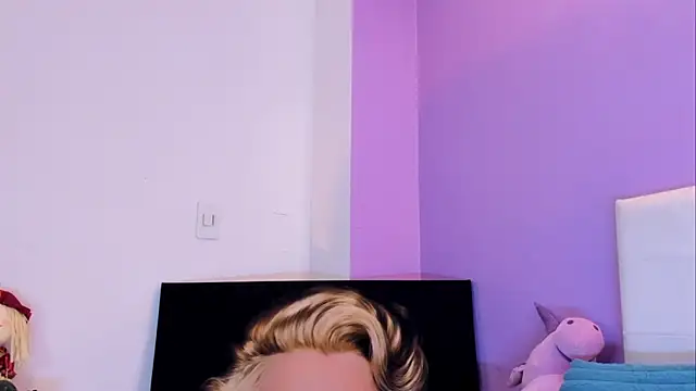 دردشة Charlotte11-11 الجنسية المباشرة