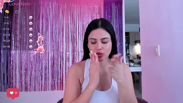 selenasmith18: онлайн-секс-чат