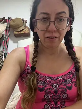 miss_hanna07: онлайн-секс-чат