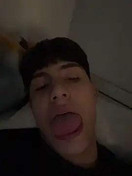 Lander_Cruz Live XXX-chat