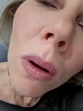 Chat XXX ao vivo de stellahere8