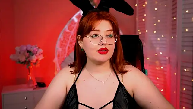 StaceyJensen: онлайн-секс-чат