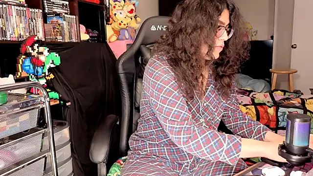 Pokazy przed kamerką – ShinyCherub