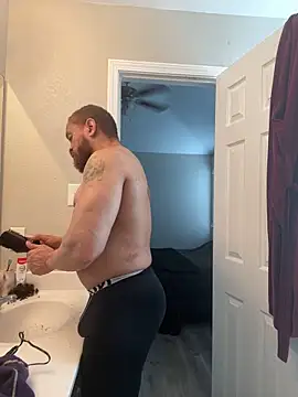 Fathero1timeのライブXXXチャット