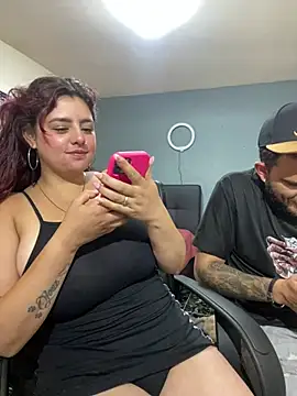 angelasm:  απευθείας συνομιλία ΧΧΧ