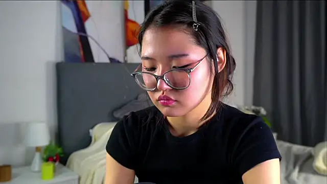 NelleMihalko's Live XXX Chat