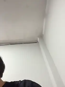 Lander_Cruz 现场XXX聊天