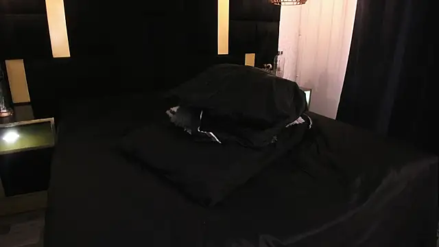 Lucio__FoxのライブXXXチャット