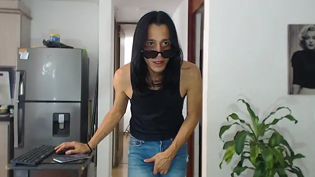 Ferotic_SexAddict Webcam Show