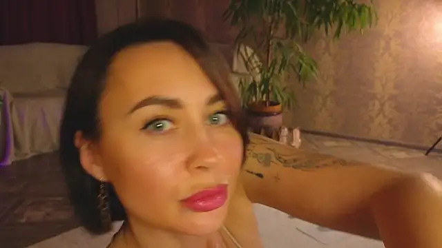 Lilu5107 – Naživo XXX chat