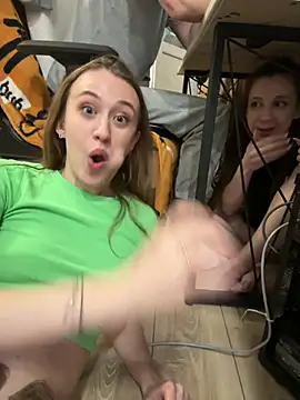 โชว์เว็บแคมของ yourfavcouple_