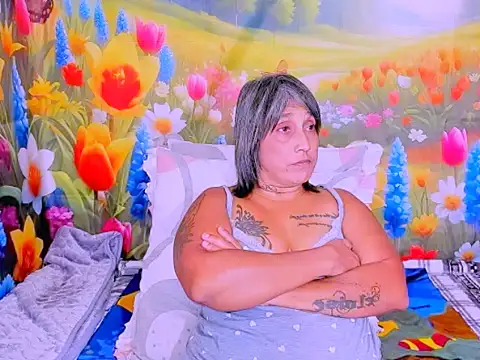 indianroxy 现场XXX聊天