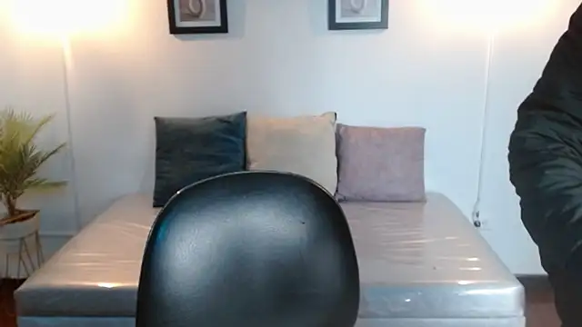 Онлайн чат XXX Juliana__lx