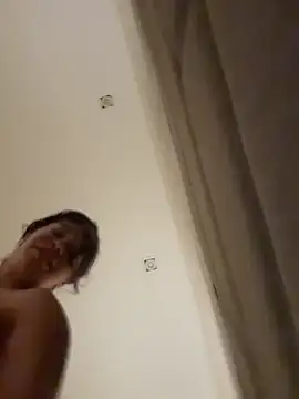 Chat +18 de Zeravina ao vivo