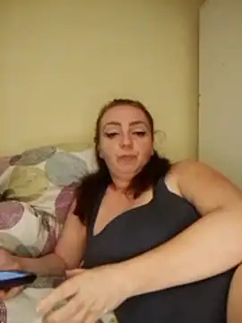 Bella-Monroe's Live XXX Chat