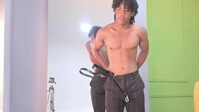 axel_silva4's Webcam Show