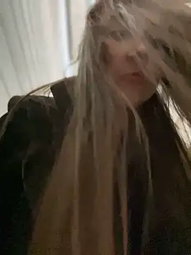 Czat XXX na żywo – ICrazyOneIRL