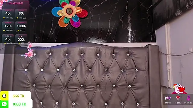 LAILAGUMMY: онлайн-секс-чат