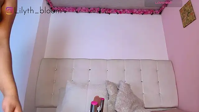 lilyth_bloom 라이브 XXX 채팅