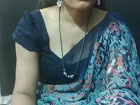 Thilothama_Vaishu Adlı Modelin Canlı XXX Sohbeti