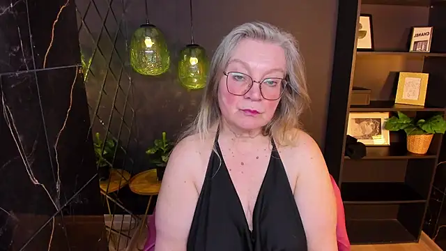 NataliMellow 即時 XXX 聊天