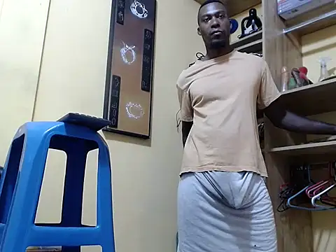 kurtbigcock – Kamerová šou