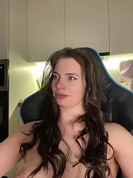 CurlyLara Live XXX Chat