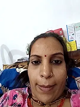 Chat XXX en directo de Sexy-Kavya2