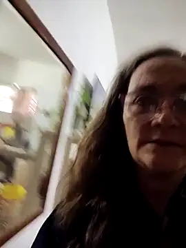 Nanybeach's Live XXX Chat