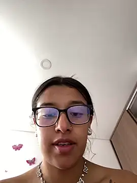 Chat XXX en directo de chanell_pinkk