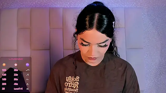 Summer_walkerr লাইভ XXX চ্যাট