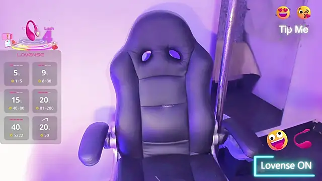 Daniiela_Ember Adlı Modelin Canlı XXX Sohbeti