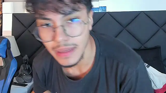 kai_storn live XXX chat