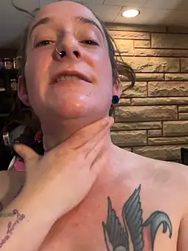 Mini_And_The_Bear's Live XXX Chat