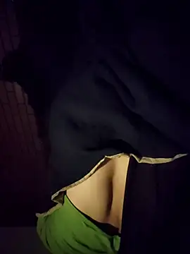 DjMykeSnow Chat XXX live