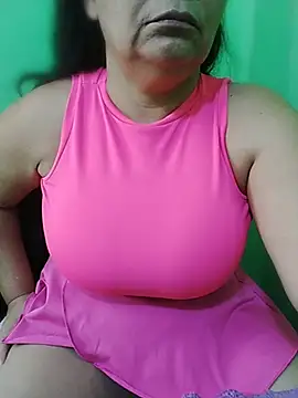 Amarantha25のライブXXXチャット