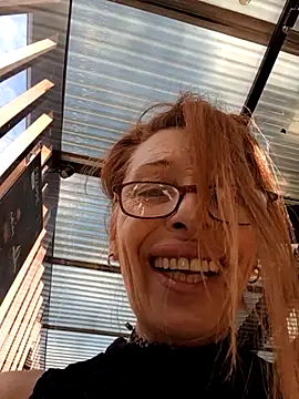 FrozenWaffle's Live XXX Chat