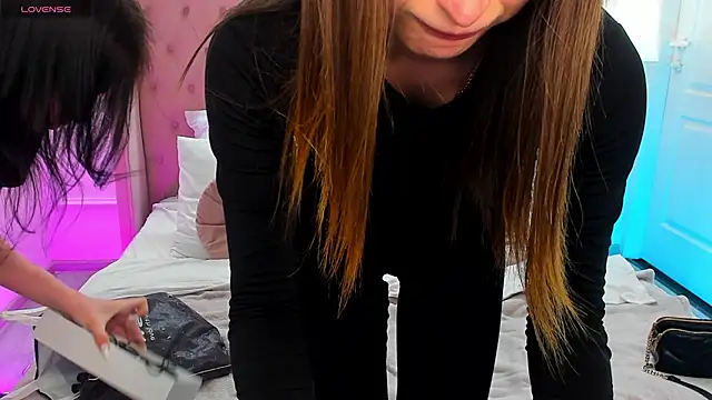 NancyGlo live XXX chat