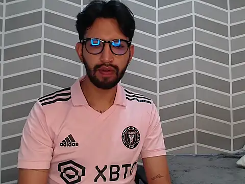 thomass1018 Webcamshow