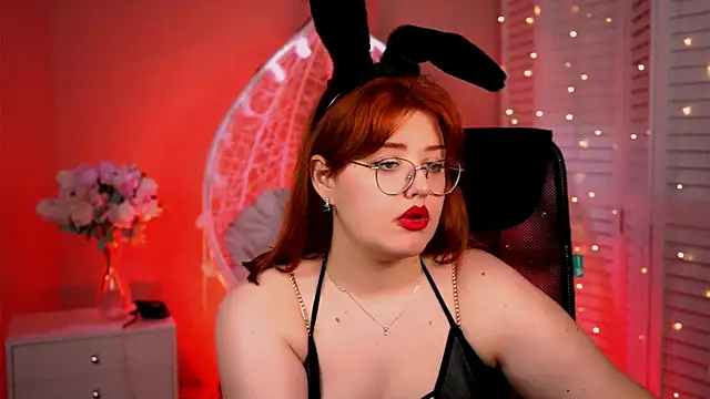 Chat XXX en directo de StaceyJensen