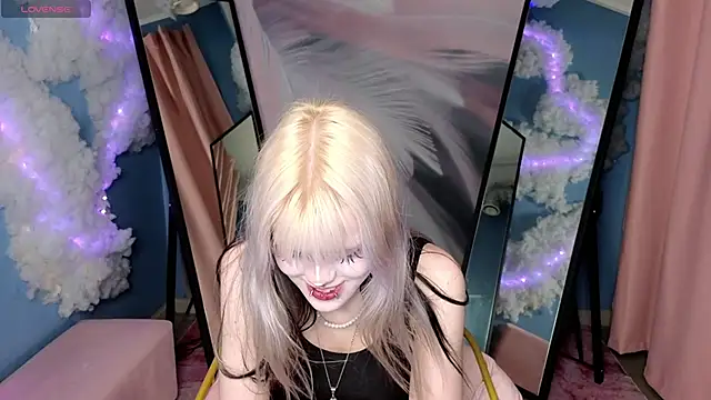 XXX chat uživo modela VitaMorphosis