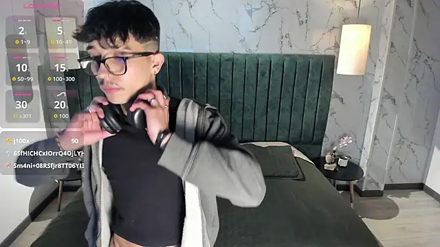 Pokazy przed kamerką – tim__fox