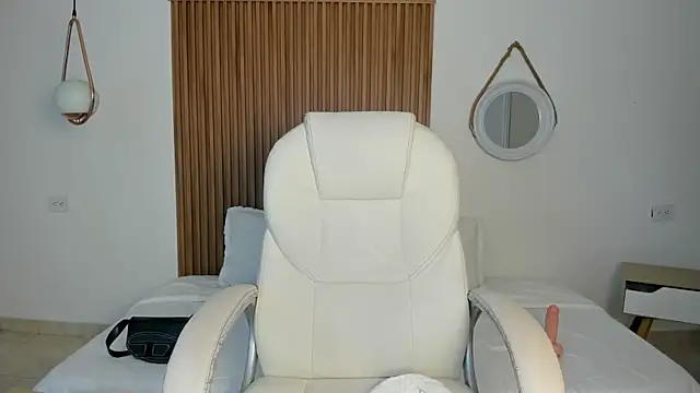 Chat +18 de Alaska_deluxe ao vivo