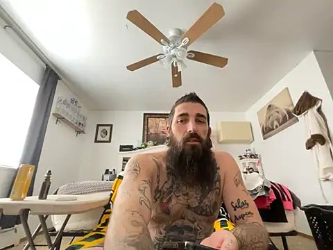 ScottyBighorn: вебкам-шоу