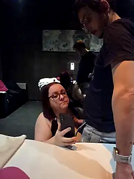 Chat +18 de cplcokins34 ao vivo