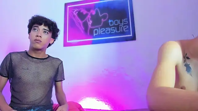 Pleasure_boys_hot: вебкам-шоу